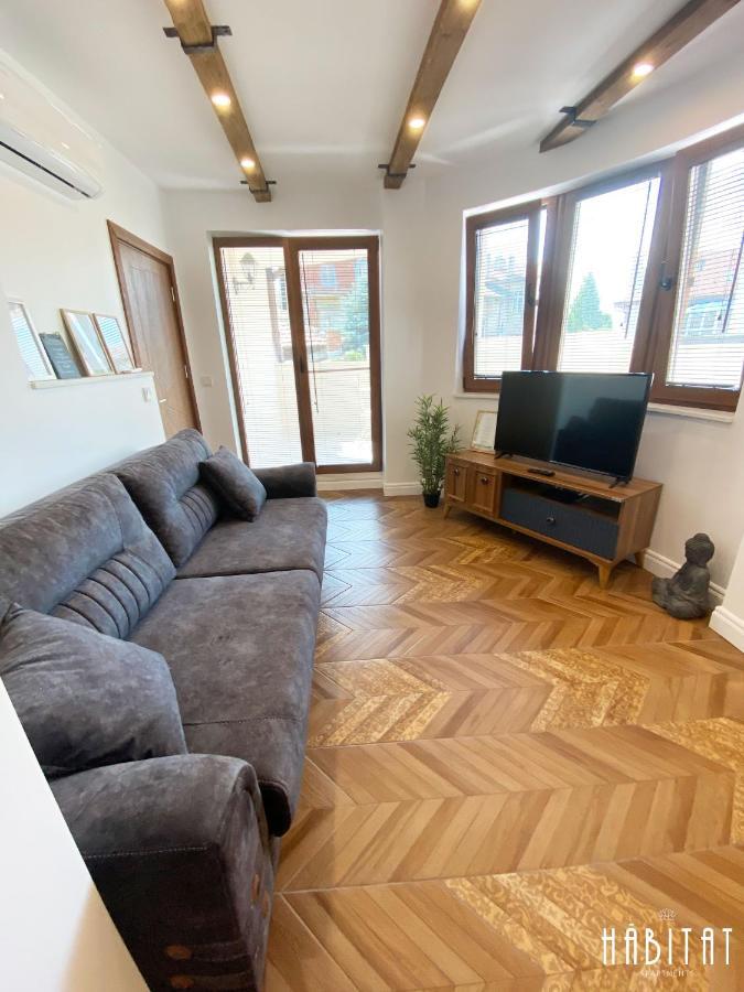Habitat Central Apartment Ruse Esterno foto
